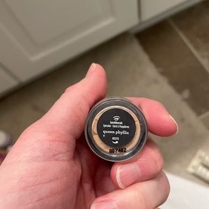 Bare Minerals eye color.  Queen Phyllis